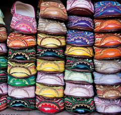 pic9-coloured-slippers